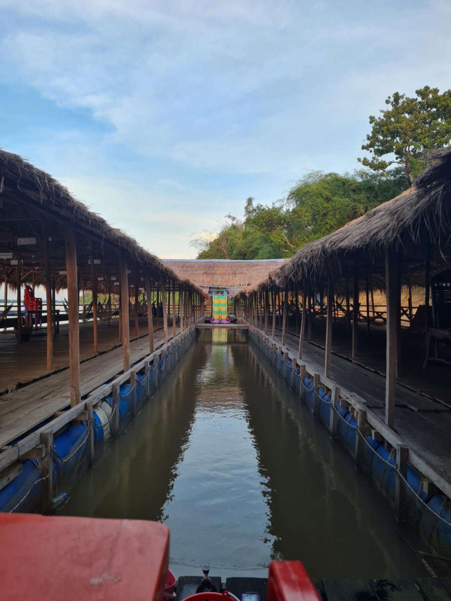 Savet Guesthouse Stoeng Treng Bagian luar foto
