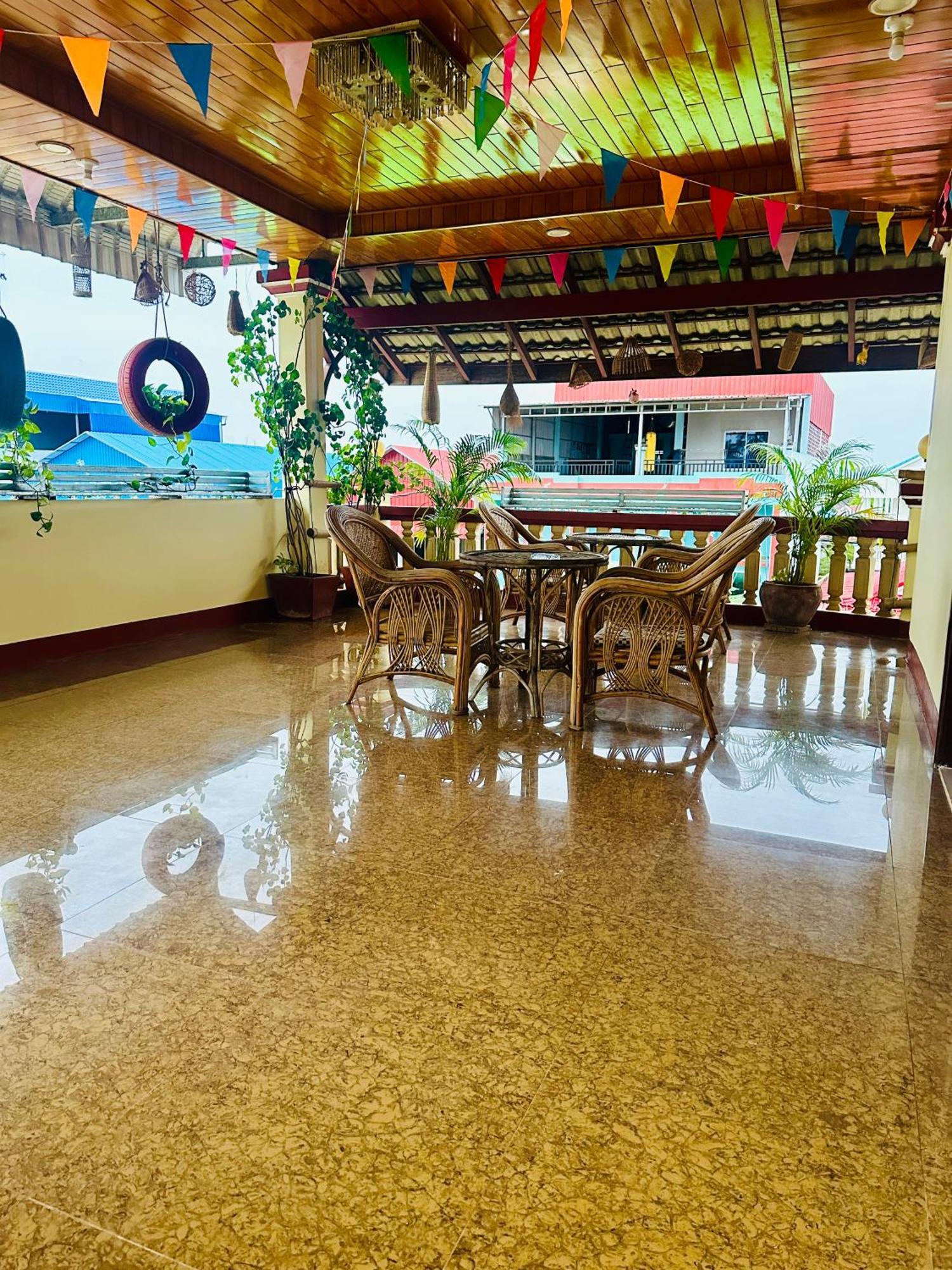 Savet Guesthouse Stoeng Treng Bagian luar foto